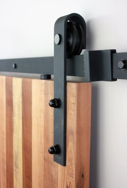 Classic Antique Black - Track